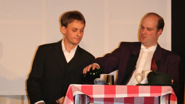 Prost Falstaff - Tischszene aus Die lustigen Weiber von Windsor 2008