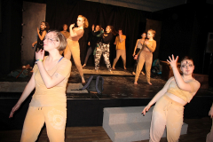 Heavy Cross oder Eine für alle 2021, Generalprobe und Premiere in Beber, Foto: Stefan Zawilla, Junges Theater Beber