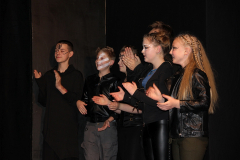 Heavy Cross oder Eine für alle 2021, Generalprobe und Premiere in Beber, Foto: Stefan Zawilla, Junges Theater Beber
