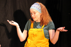 Zora und Curie retten die Schule, Generalprobe und Premiere in Beber 2023. Foto: Stefan Zawilla, Junges Theater Beber
