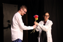 Zora und Curie retten die Schule, Generalprobe und Premiere in Beber 2023. Foto: Stefan Zawilla, Junges Theater Beber