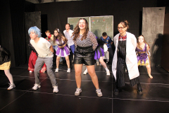 Zora und Curie retten die Schule, Generalprobe und Premiere in Beber 2023. Foto: Stefan Zawilla, Junges Theater Beber
