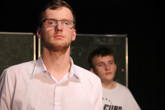 Zora und Curie retten die Schule, Generalprobe und Premiere in Beber 2023. Foto: Stefan Zawilla, Junges Theater Beber