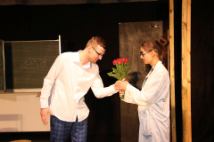 Zora und Curie retten die Schule, Generalprobe und Premiere in Beber 2023. Foto: Stefan Zawilla, Junges Theater Beber