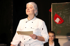 Zora und Curie retten die Schule, Generalprobe und Premiere in Beber 2023. Foto: Stefan Zawilla, Junges Theater Beber